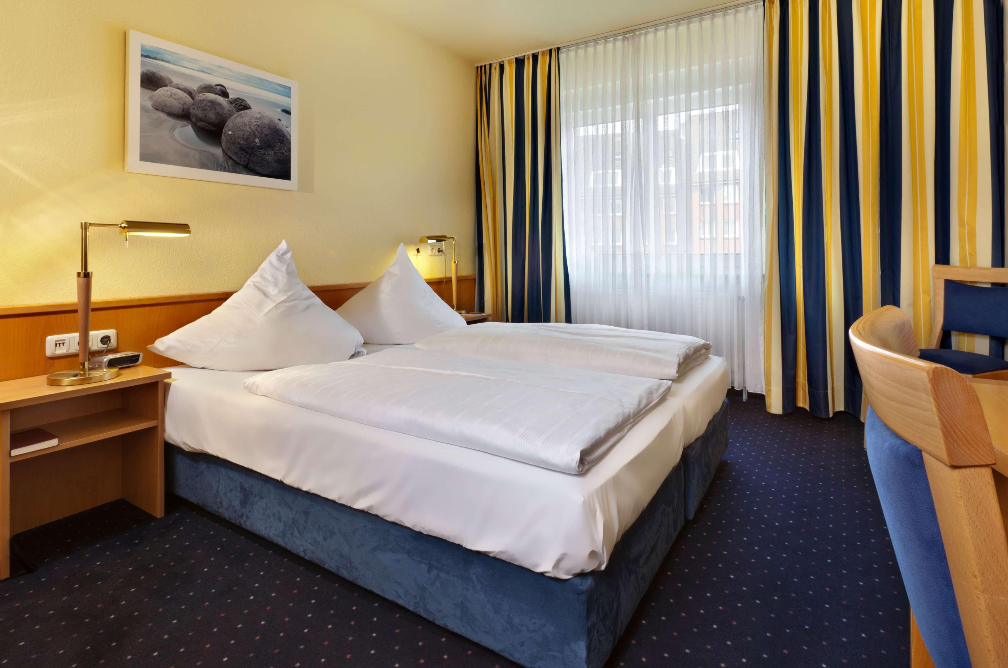 Tryp By Wyndham Luebeck Aquamarin Ξενοδοχείο Εξωτερικό φωτογραφία