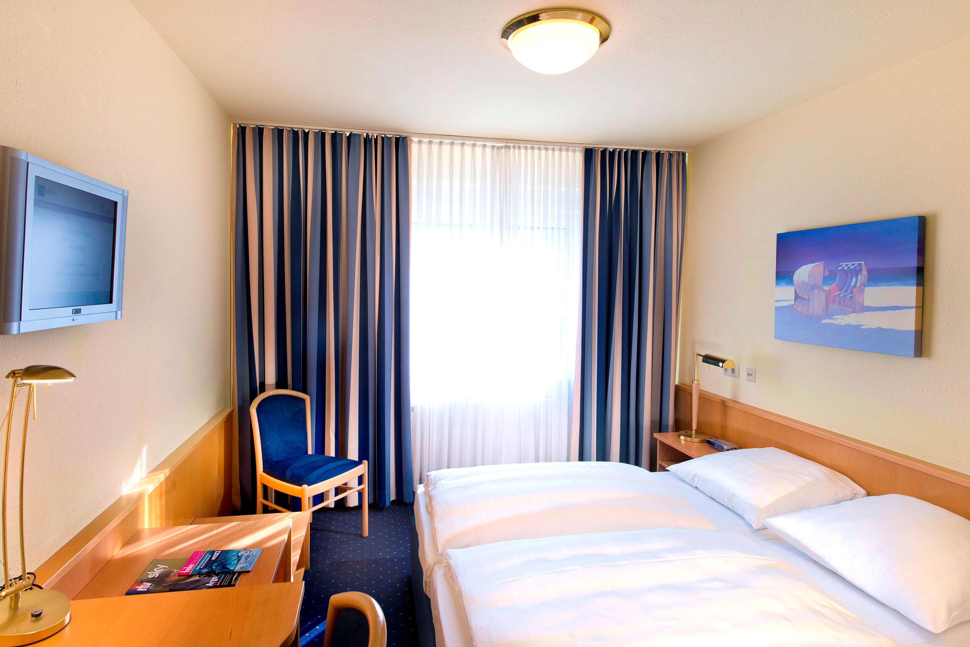 Tryp By Wyndham Luebeck Aquamarin Ξενοδοχείο Δωμάτιο φωτογραφία