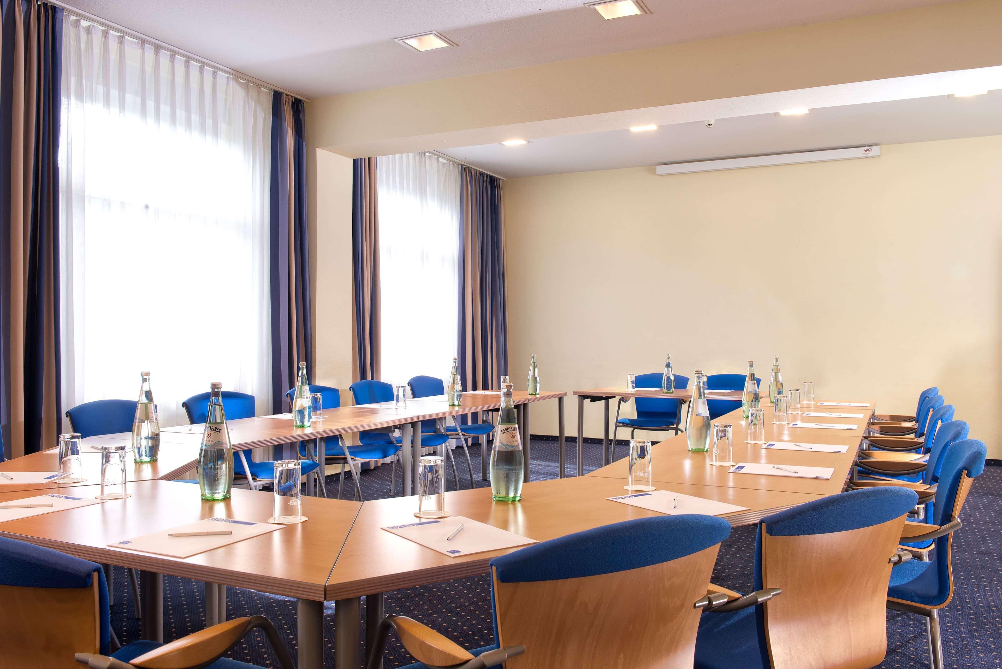 Tryp By Wyndham Luebeck Aquamarin Ξενοδοχείο Εξωτερικό φωτογραφία