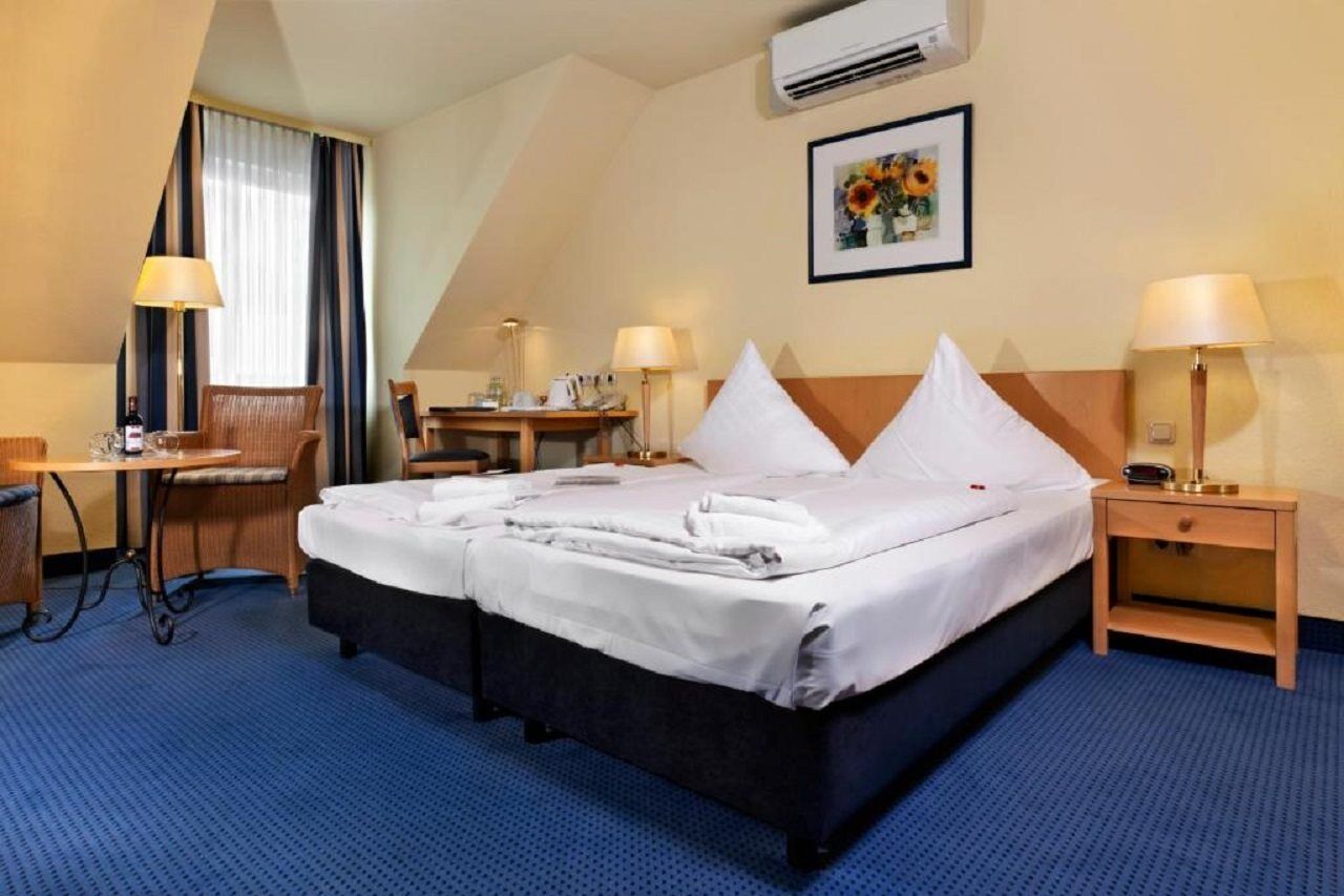 Tryp By Wyndham Luebeck Aquamarin Ξενοδοχείο Εξωτερικό φωτογραφία